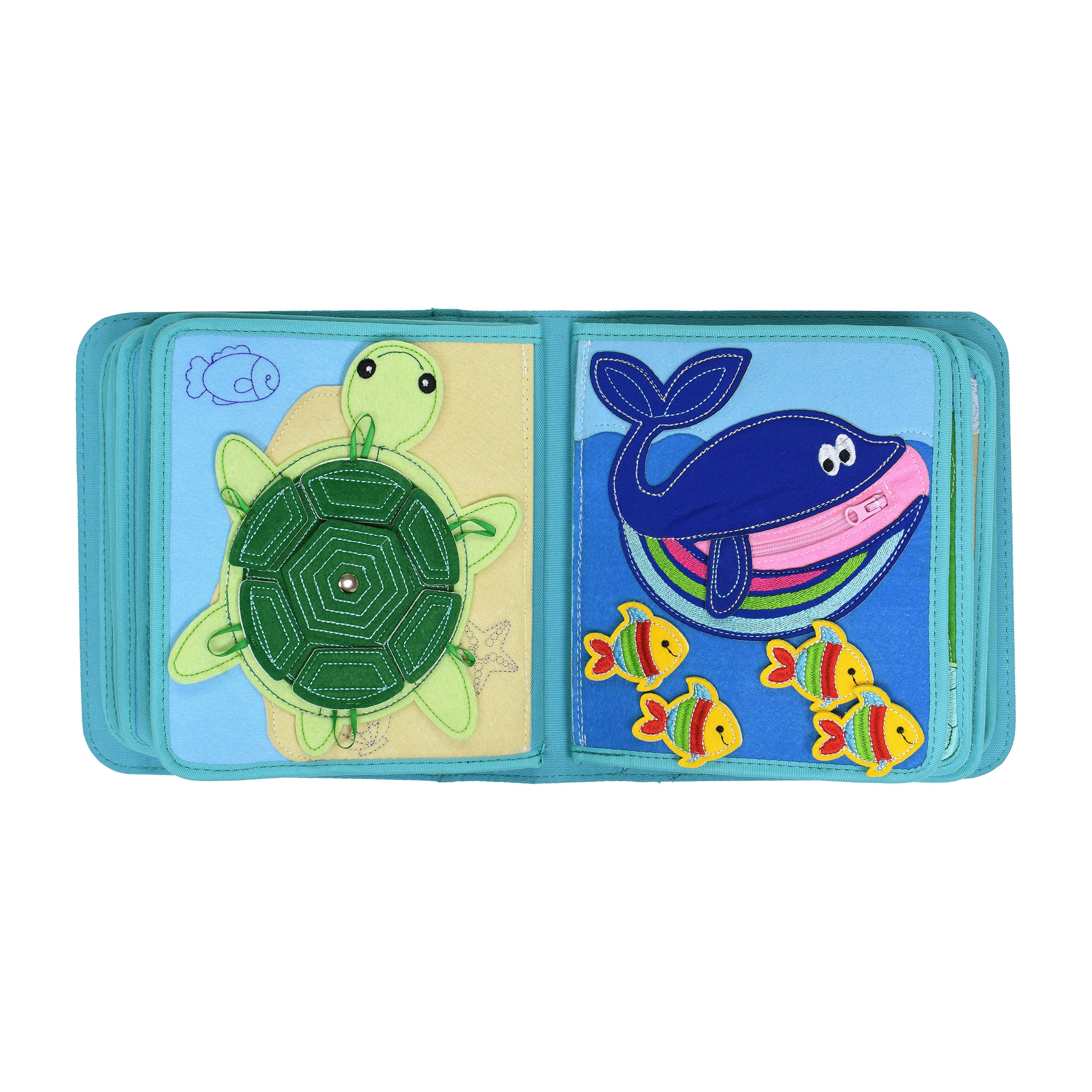 Unter Wasser Quiet Book Seite mit Schildkröte als Formen-Puzzle im Panzer und Wal mit Reißverschluss-Bauch – übt Puzzeln und Reißverschluss ab 3 Jahren